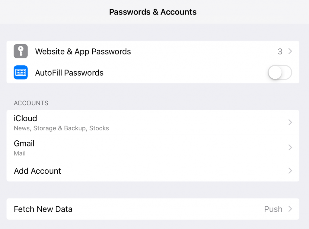 The Passwords & Accounts screen.